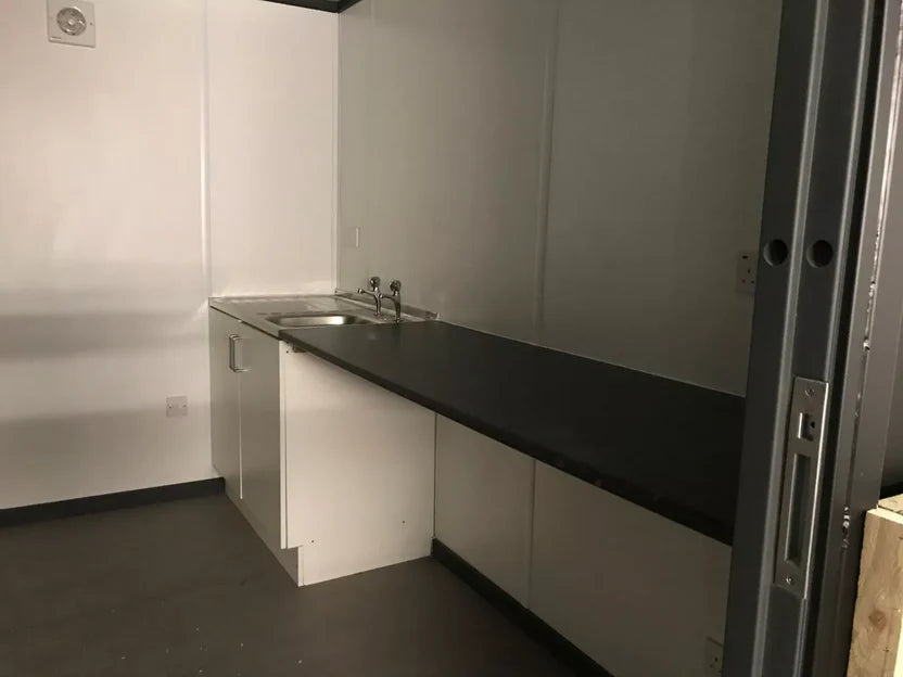 BAR CONTENEDOR DE 10 PIES